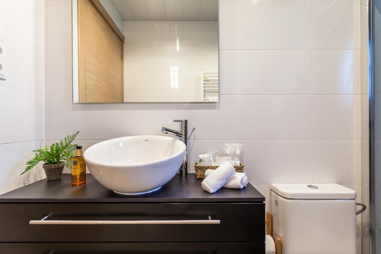 Casa 20 Minutos De Barcelona Y Wifi Alta Capacidad Villa Sant Cugat del Vallès Eksteriør billede
